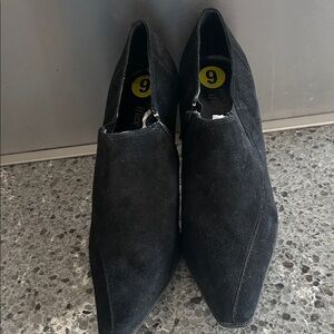 Anne Klein Black Suede Pointed Toe Heels